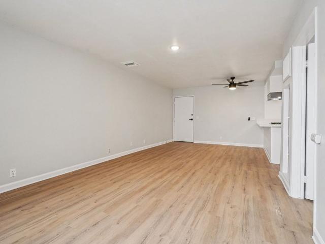 Apartment for rent in Glendale, California