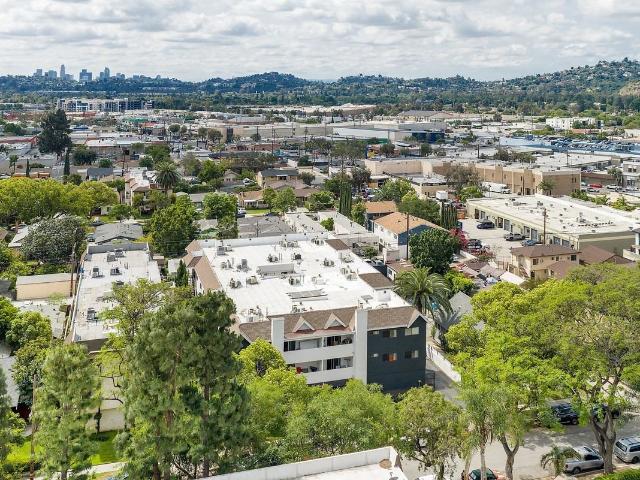 Apartment for rent in Glendale, California