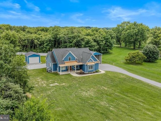 House for sale in Falling Waters, West Virginia