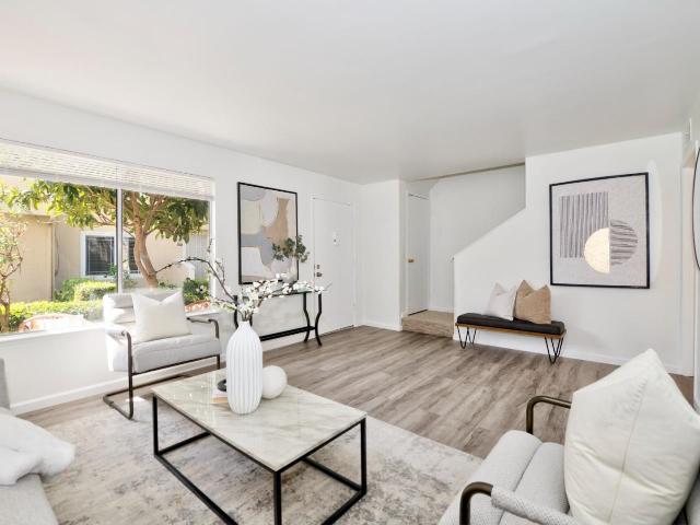 Townhouse for sale in Union City