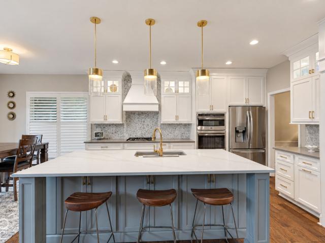 House for sale in Greenwood, Johnson County