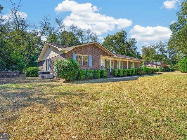 House for sale in Vonreg Subdivision, Macon