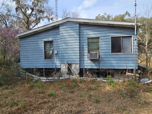 House for sale in Anthony, Florida