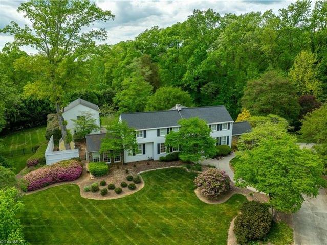 House for sale in Pfafftown, North Carolina