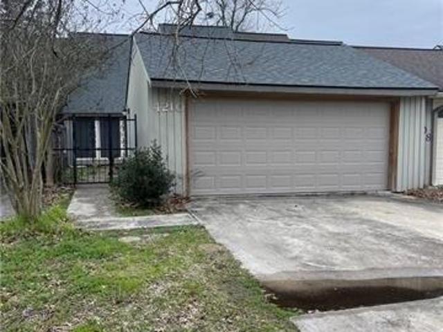 Townhouse for sale in Lake Charles