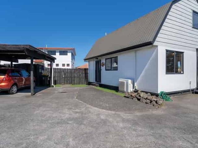 House for rent in Manurewa, Oroua County