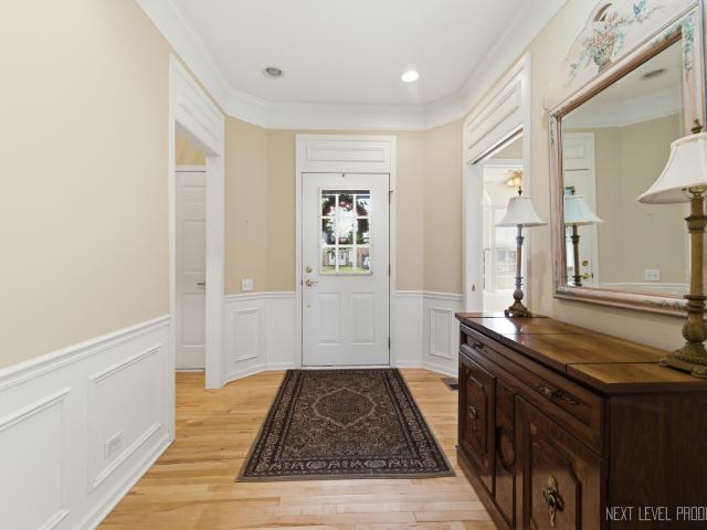 House for sale in Mchenry, Illinois