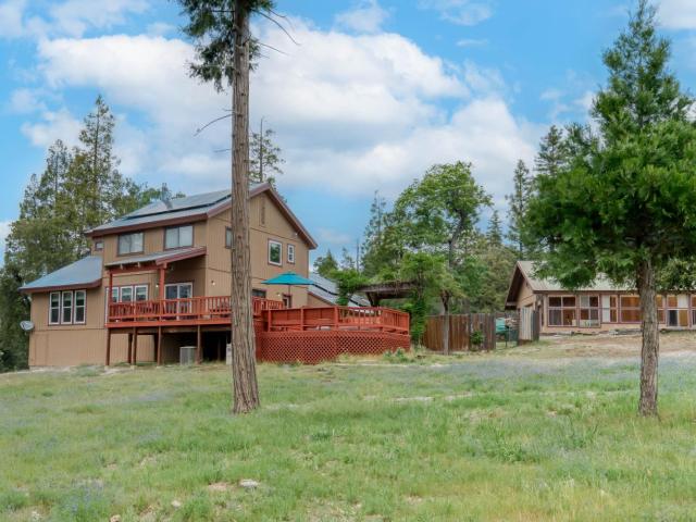 House for sale in Auberry, California