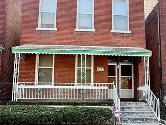 House for sale in Saint Louis