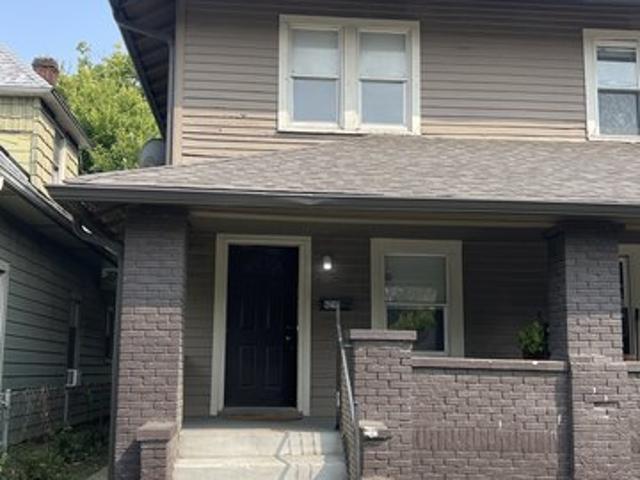 House for sale in Near Eastside, Camby