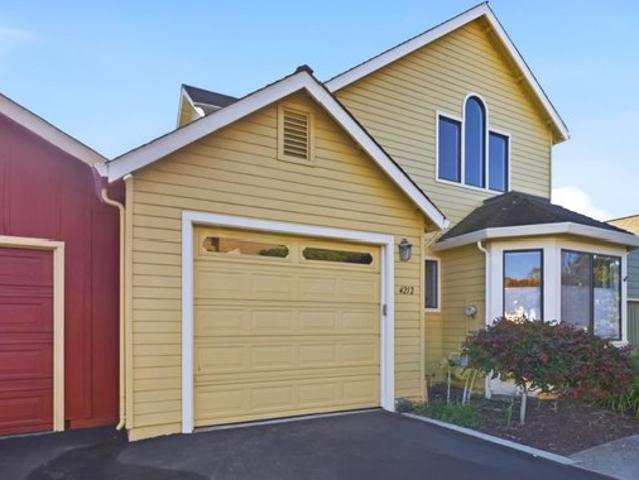 Townhouse for sale in Capitola, California