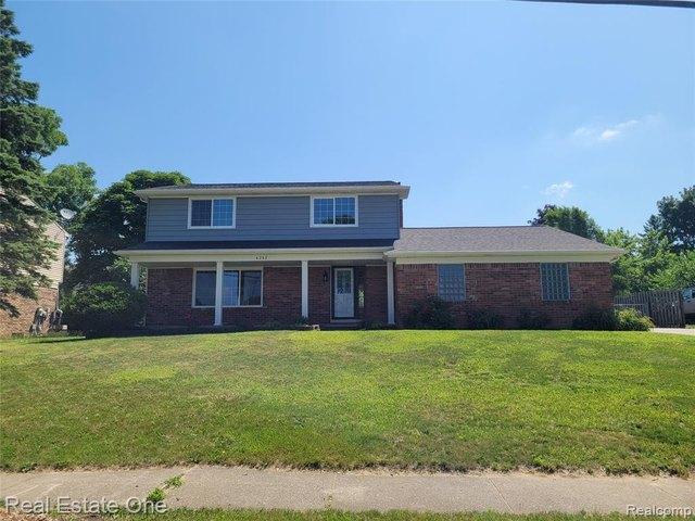 House for sale in Waterford, Michigan