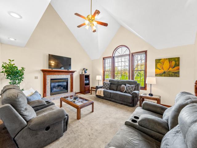 House for sale in Orchard Hills, New Berlin