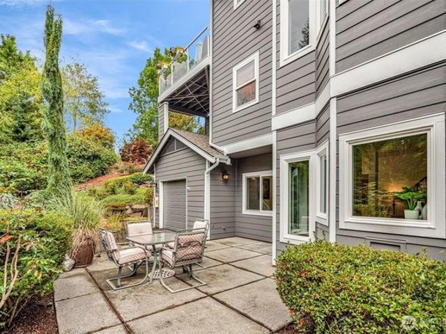 Condo for sale in Issaquah, Washington