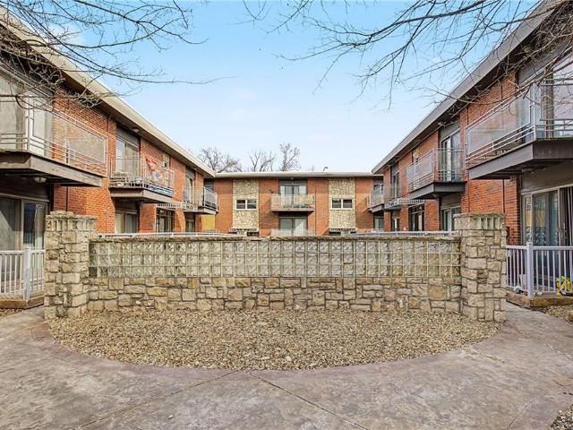 Condo for sale in Kansas City, Missouri