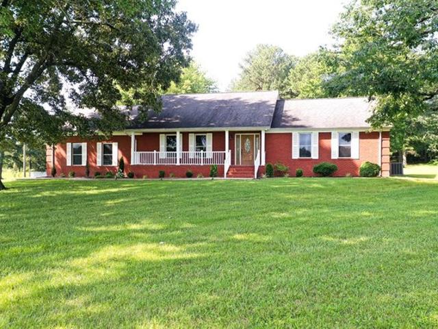House for sale in Mayfield, Kentucky