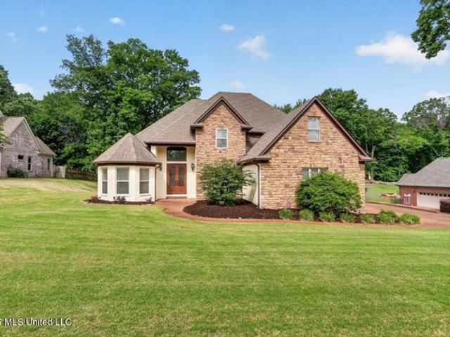 House for sale in Southaven, Mississippi