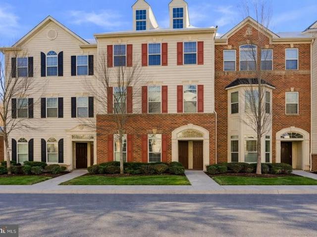 Condo for sale in Virginia
