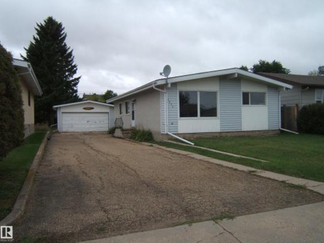 House for sale in Alberta