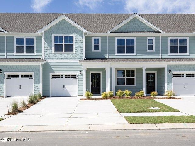 Townhouse for sale in Leland, North Carolina