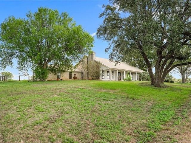 Farm for sale in La Grange, Fayette County