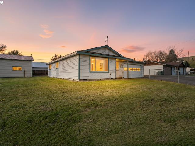 House for sale in Oregonia