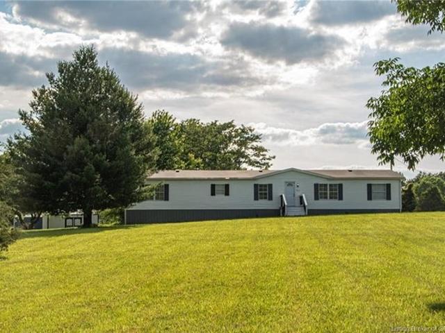 House for sale in New Middletown, Indiana