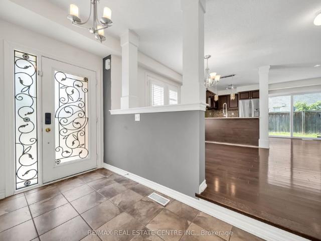 House for rent in Burlington, Golden Horseshoe