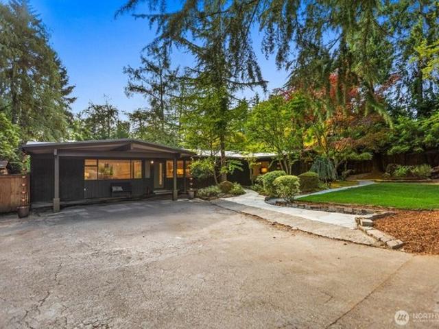 House for sale in Mercer Island, Washington