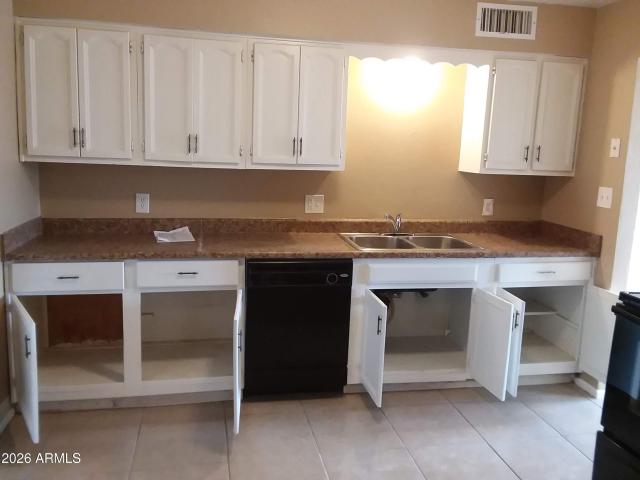 House for sale in Eloy, Arizona