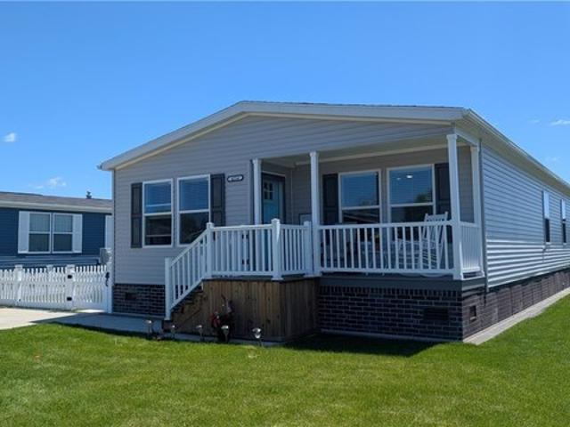 House for sale in Niagara, New York