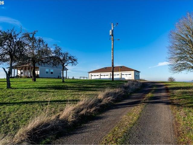House for sale in Oregonia
