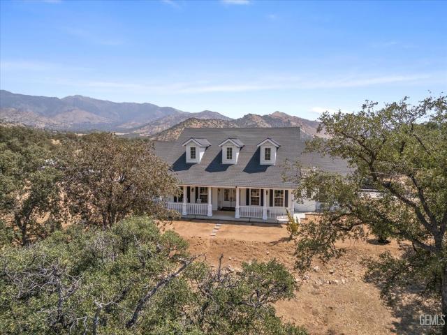 House for sale in Caliente