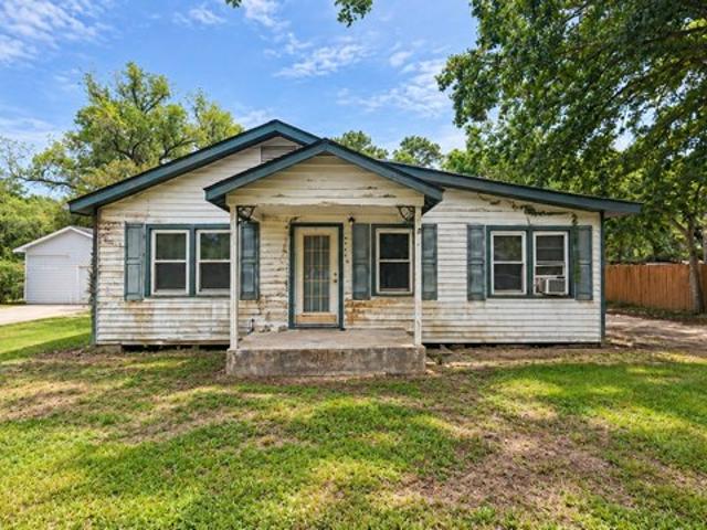 House for sale in Dickinson, Galveston County