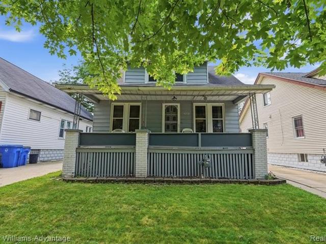 House for sale in Dearborn Heights, Michigan