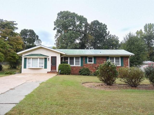 House for sale in Anniston, Calhoun County