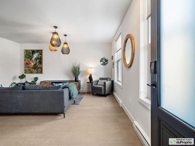 Apartment for rent in Le Plateau-Mont-Royal, Montréal