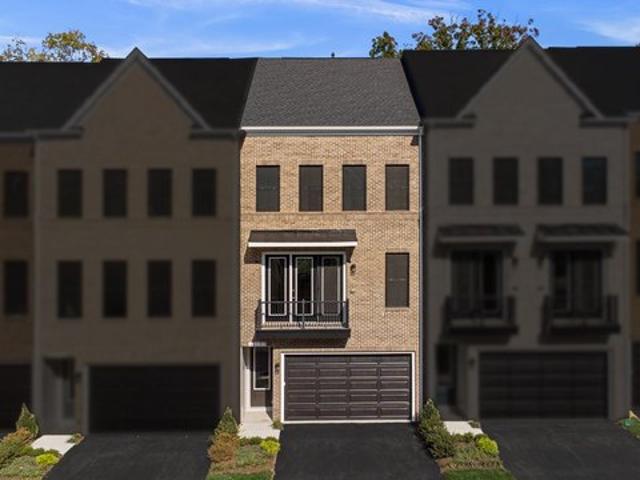 Townhouse for sale in Ashburn, Loudoun County