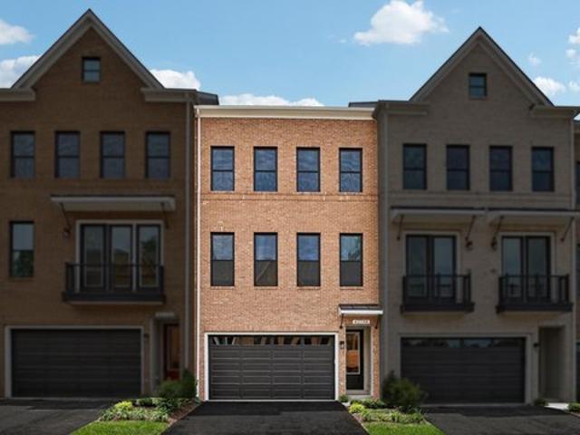 Townhouse for sale in Virginia