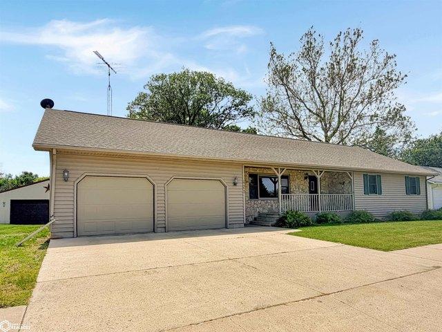 House for sale in Hampton, Iowa