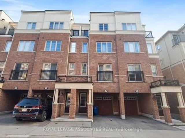 Condo for rent in Oshawa