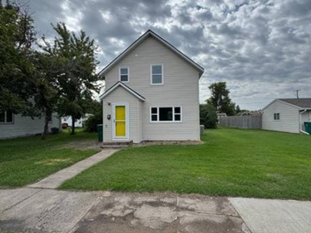 House for sale in New Rockford, North Dakota