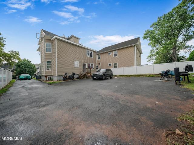 House for sale in Elizabeth, New Jersey
