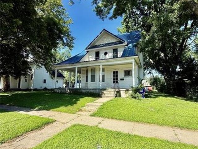 House for sale in Washington, Iowa