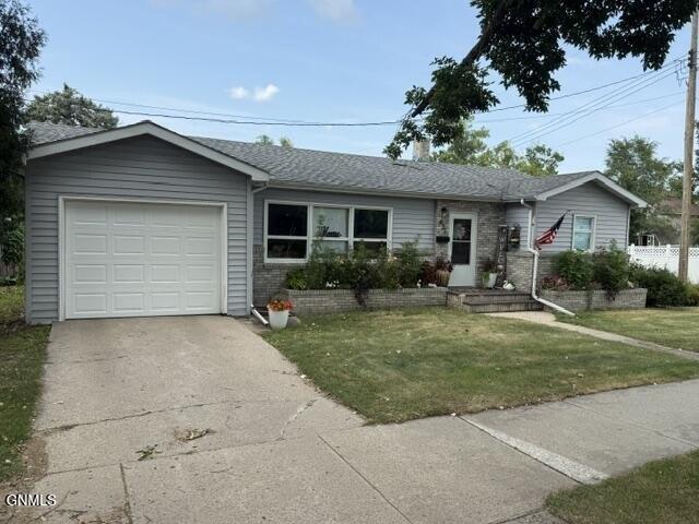 House for sale in Valley City, North Dakota