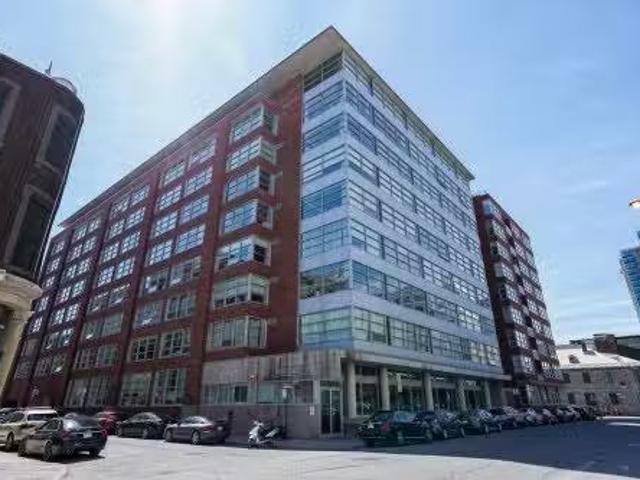 Apartment for rent in Ville-Marie, Montréal