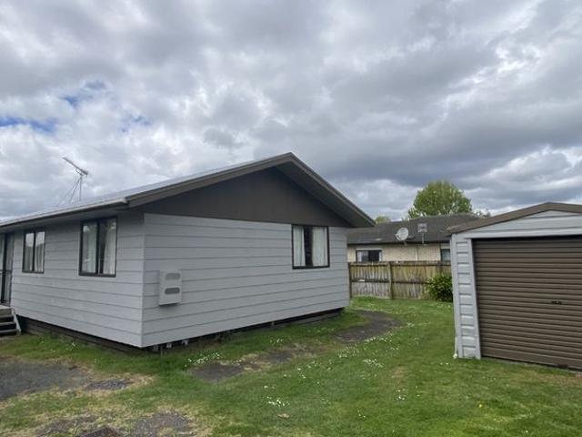 Apartment for rent in Ōpaheke, Papakura