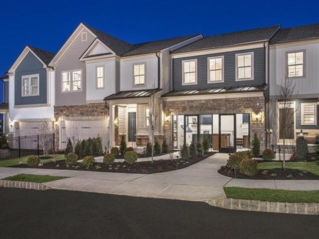 Townhouse for sale in Dresher, Pennsylvania