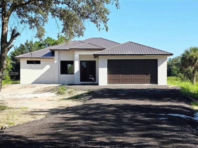 House for sale in Clewiston, Florida