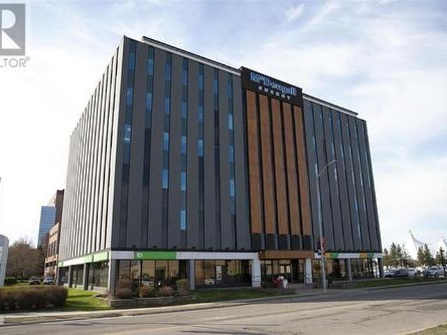 Commercial for rent in Sault Sainte Marie, Ontario
